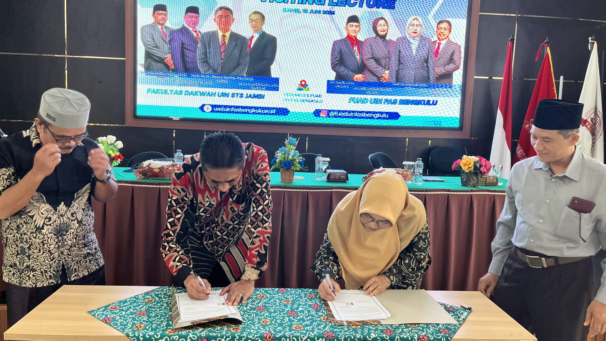 You are currently viewing Perkuat Jejaring Akademik, FUAD UIN Fatmawati Sukarno Bengkulu Terima Kunjungan Benchmarking UIN STS Jambi