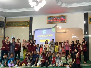 Read more about the article Bangun Lingkungan Aman bagi Anak, Mahasiswa KKN FUAD Sosialisasikan Anti-Bullying
