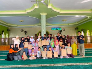 Read more about the article Semarak Tahun Baru Islam, Mahasiswa KKN dan Pengurus Masjid At-Taqwa Gelar Aneka Lomba Anak-Anak