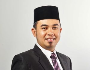 Read more about the article Dari Marbot Masjid Menuju Ruang Akademik: Kisah Perjalanan Dr. Armin Tedy, M.Ag Dosen FUAD UIN Fatmawati Sekarno Bengkulu