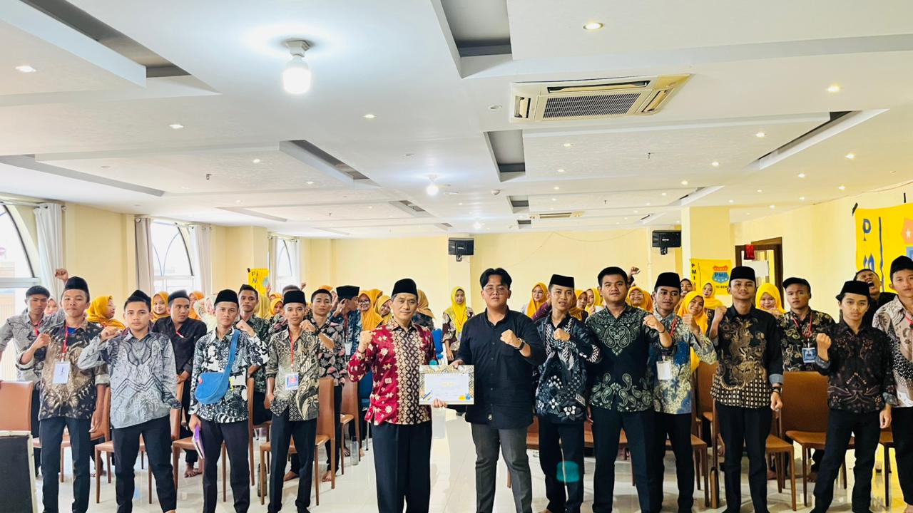 Read more about the article Wadek II FUAD Isi Pelatihan Penguatan Aswaja PMII Rayon Khalid bin Walid